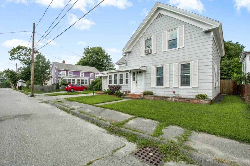 Ayer, MA 01432,14 Grove St