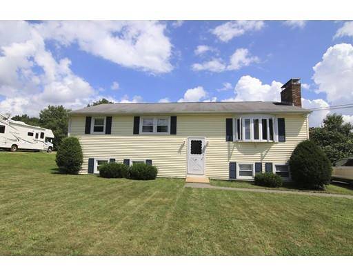 14 Valley View Dr, Spencer, MA 01562