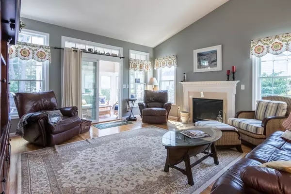 Plymouth, MA 02360,46 Clam Pudding