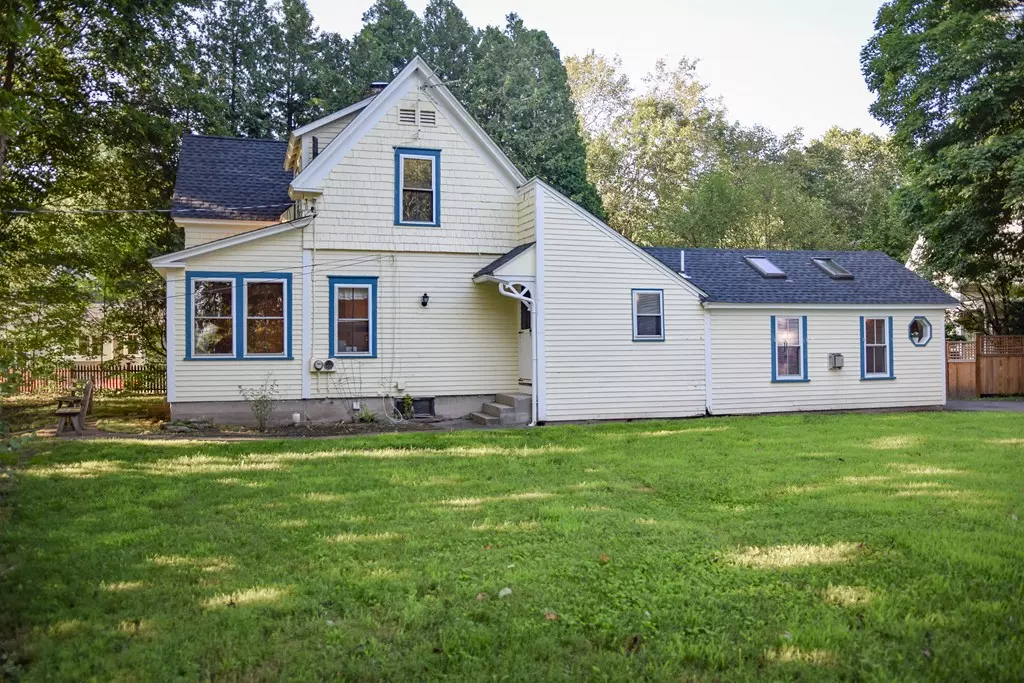 Groton, MA 01450,19 Pepperell Rd