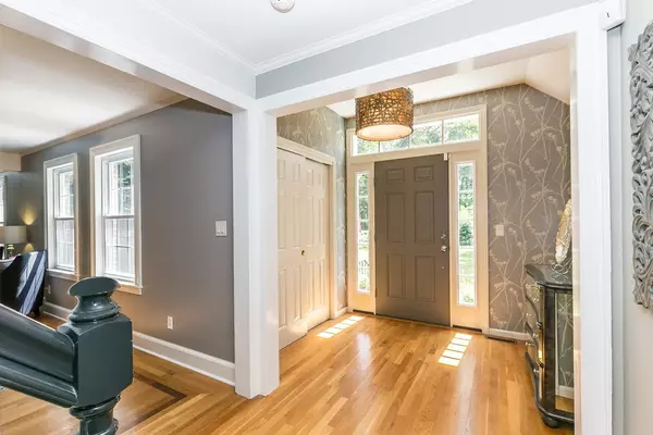 Chelmsford, MA 01824,15 Grandview Rd