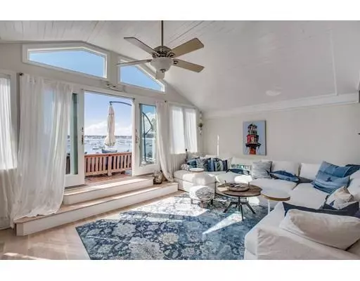 Marblehead, MA 01945,93 Pitman Rd