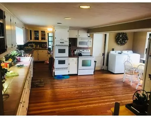 Montgomery, MA 01085,40 Main Rd