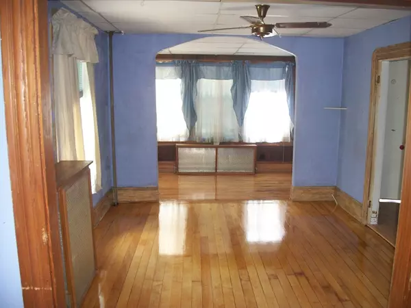 Lynn, MA 01902,14 Herschel Street