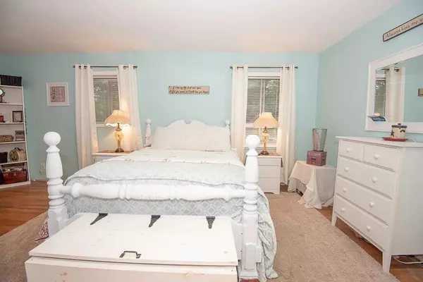 Northbridge, MA 01534,1617 Providence Road