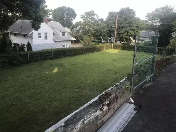 85 Elliot Ave, Quincy, MA 02171