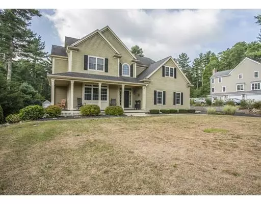 19 Tarragon Lane, Middleboro, MA 02346