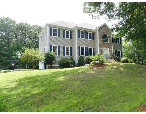 230 Gray St, North Andover, MA 01845