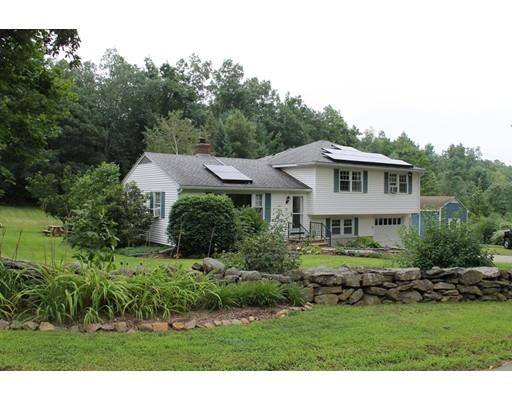 11 Ayers St, North Brookfield, MA 01535