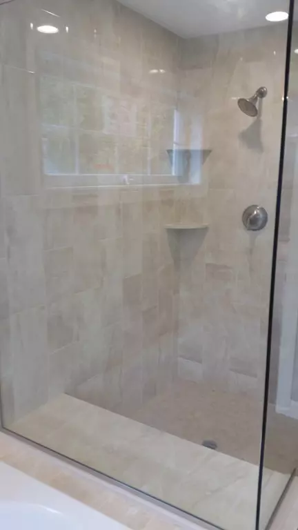 Woburn, MA 01801,31 Dragon Court #25