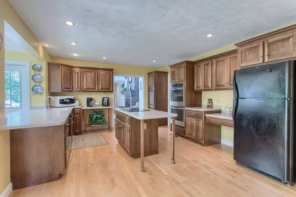 North Andover, MA 01845,443 Bear Hill Road