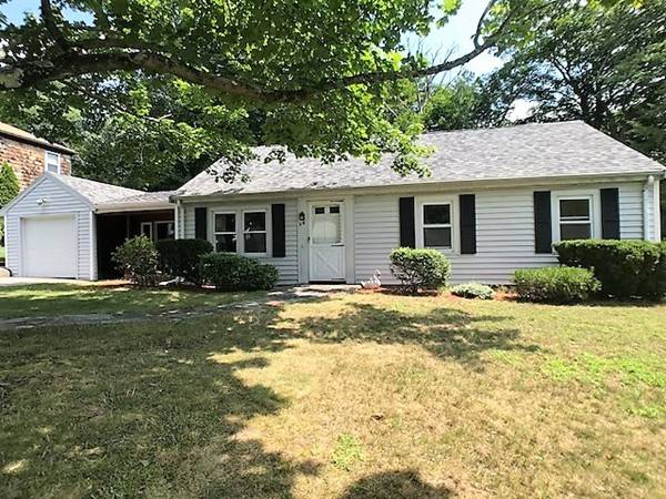 28 Pond View Rd, Canton, MA 02021