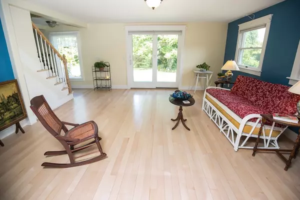 Southampton, MA 01073,257 College Hwy