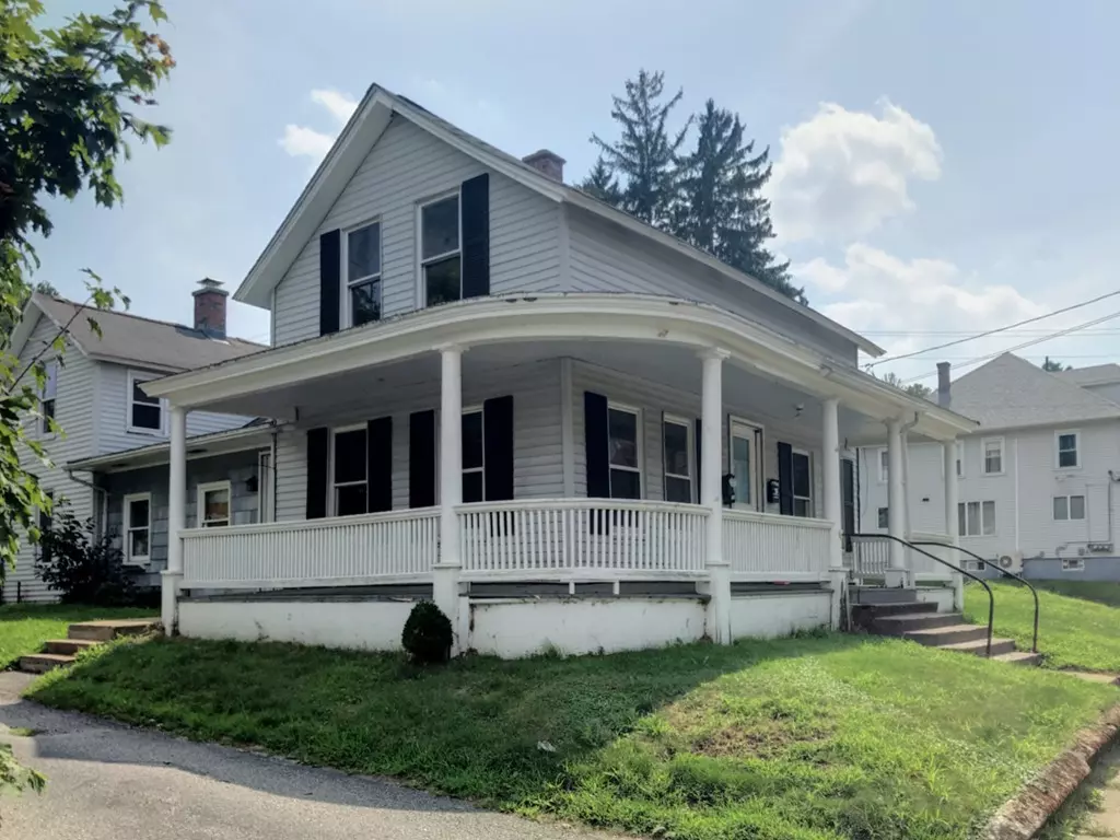 Palmer, MA 01080,61 Springfield St