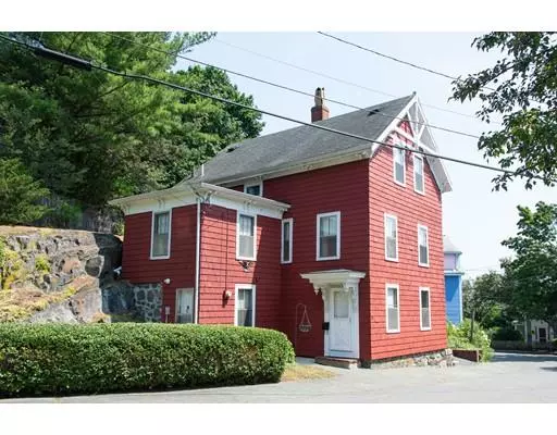 53 Sewall St, Marblehead, MA 01945