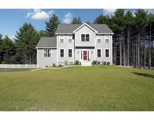 Uxbridge, MA 01569,17 Rifleman Way Lot 1 #17