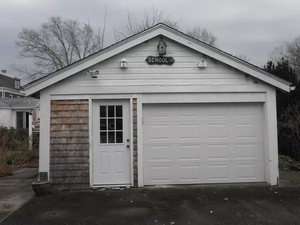 Danvers, MA 01923,19 School