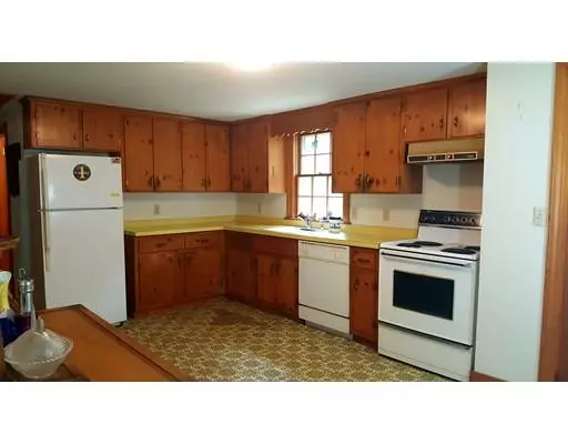 Eastham, MA 02651,65 Oak Rd.