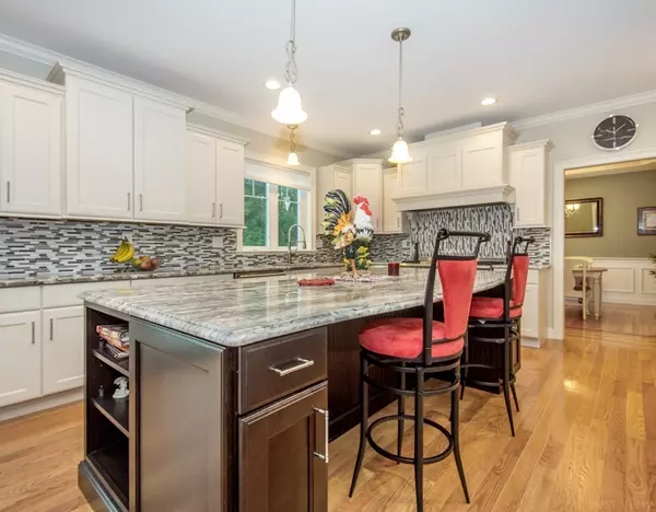 Bedford, MA 01730,21 Beverly Road