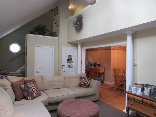 Norton, MA 02766,9 Burt Street