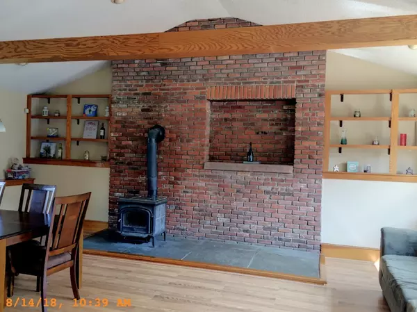 Chicopee, MA 01020,38 Wells Ave