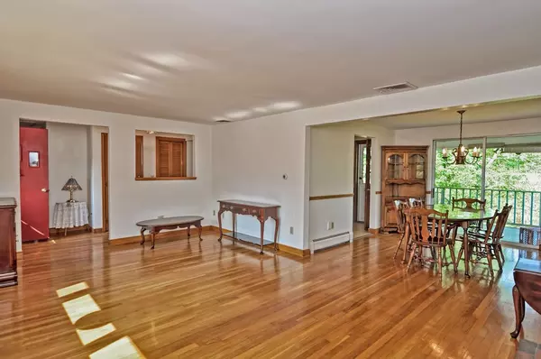 Boston, MA 02136,24 Mount Ash Rd