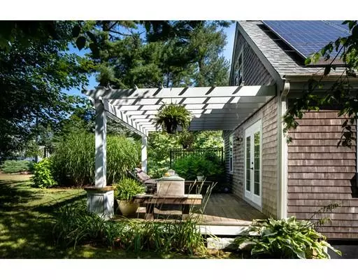 Mattapoisett, MA 02739,11 Lebaron Way