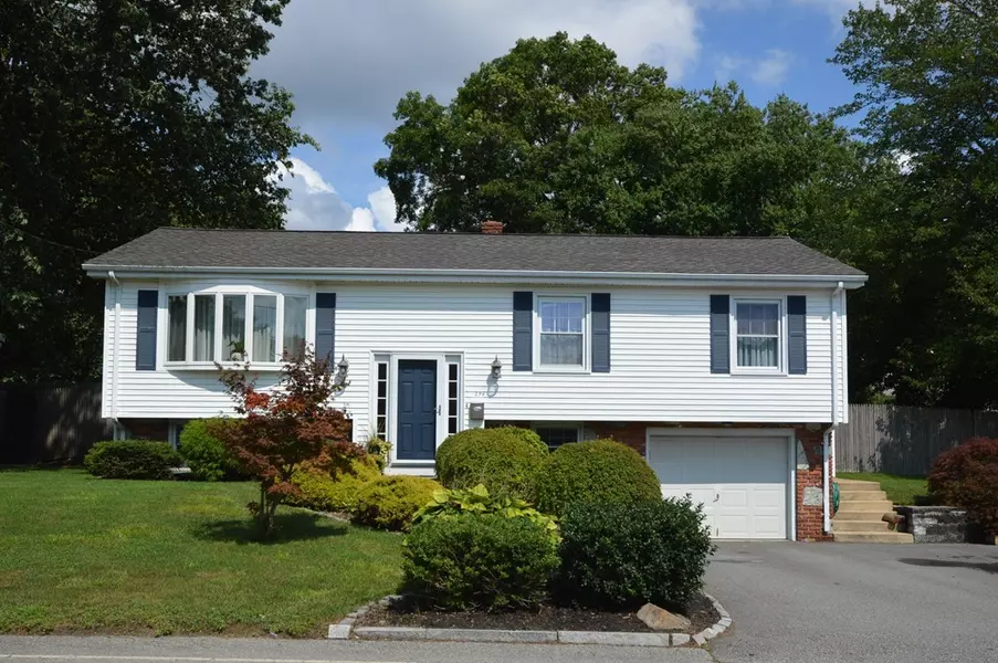 294 Regan Rd, Somerset, MA 02726