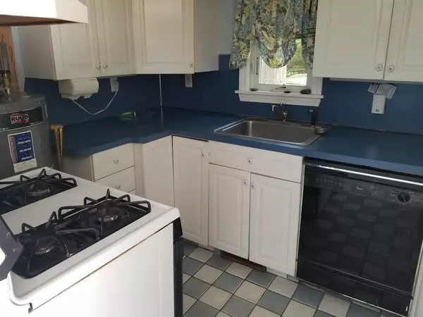 Weymouth, MA 02189,54 Cross St