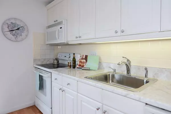 Andover, MA 01810,20A Washington Park Dr. #4