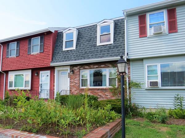 6 Lydon Ln #E-1, Halifax, MA 02338