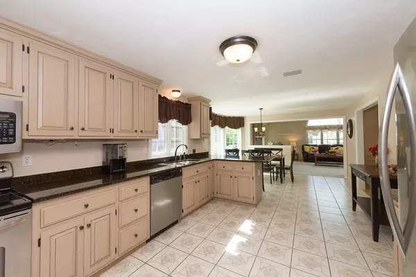 Milford, MA 01757,30 Field Pond Road