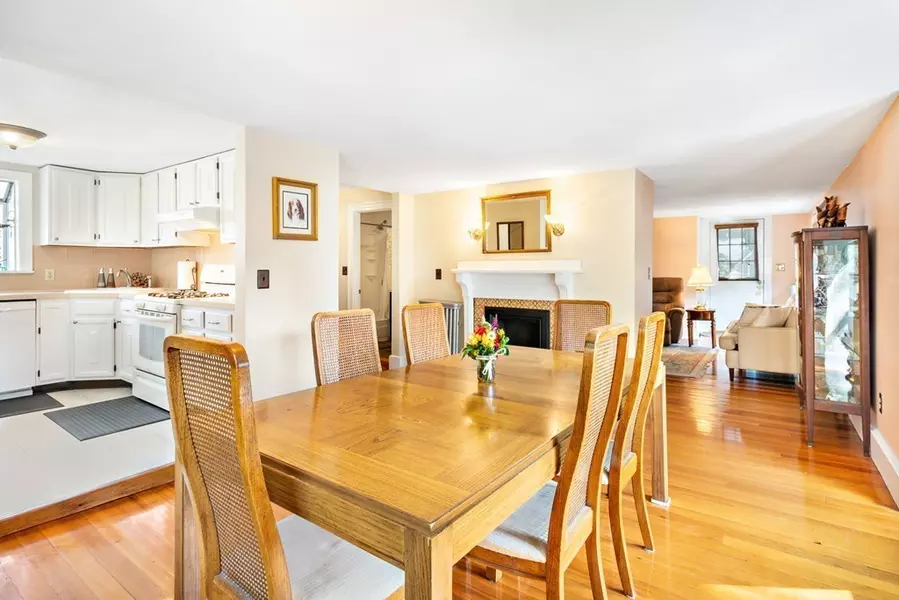 219 Lynn Fells Pkwy #4, Melrose, MA 02176