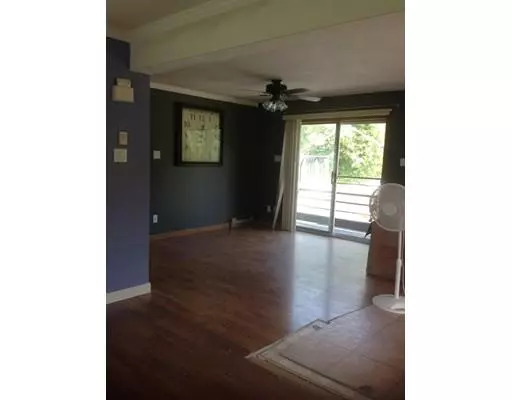 Palmer, MA 01069,8 Lauren Drive