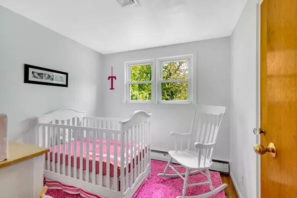 Woburn, MA 01801,7 Anna Rd