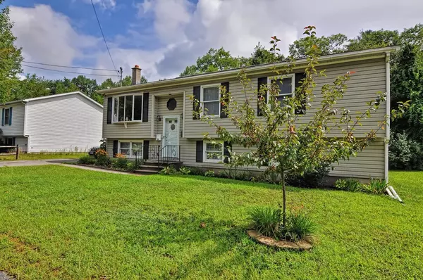 69 Catherine St, Gardner, MA 01440