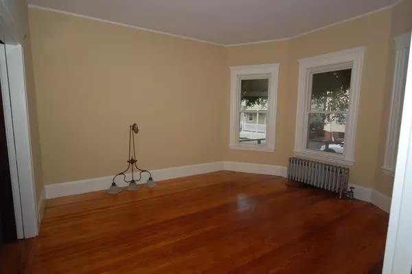 Somerville, MA 02145,7 Pembroke Street