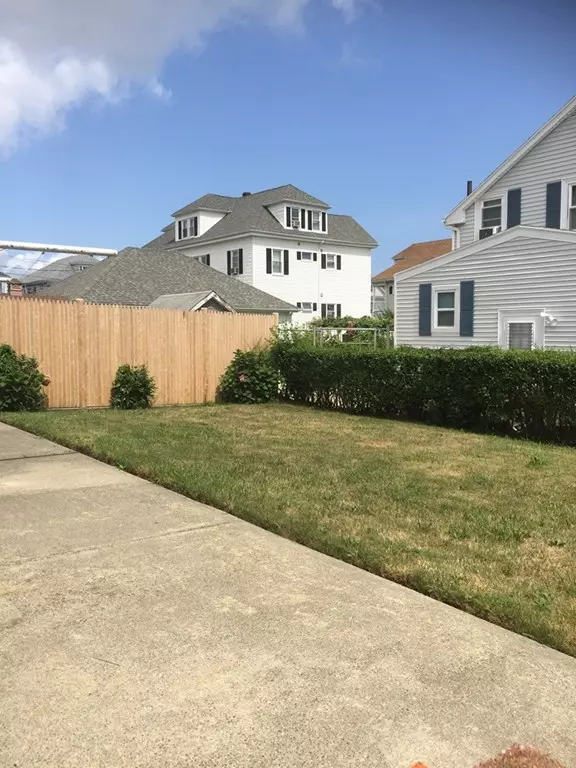 Dartmouth, MA 02748,340 Hemlock Street