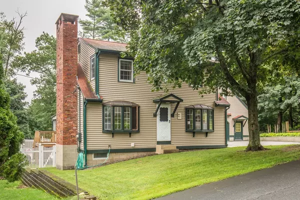 15 1st Street, Amesbury, MA 01913