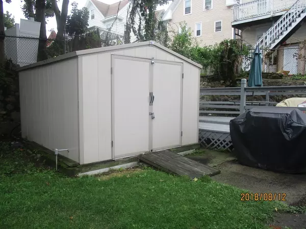 Lynn, MA 01902,73 Marianna St