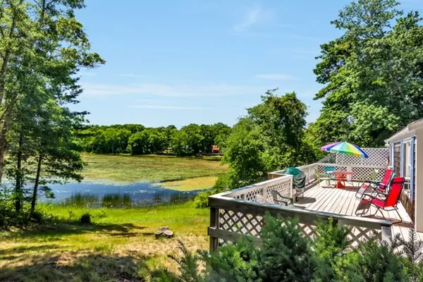 43 Colchester Dr, Plymouth, MA 02360