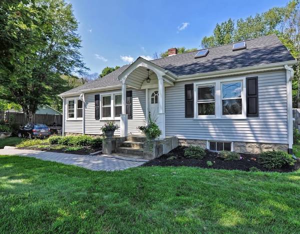 191 Whitins Rd, Sutton, MA 01590