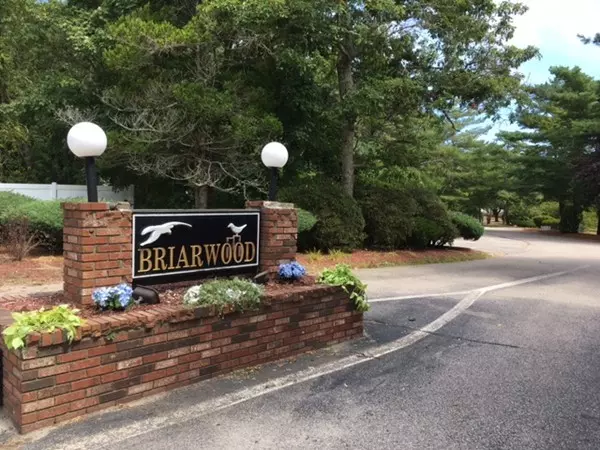 42 Pine Valley Drive #42, Falmouth, MA 02540