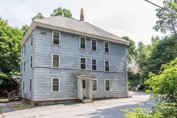 96 Hazel St, Fitchburg, MA 01420