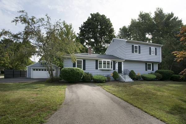 89 Washington Ter, Whitman, MA 02382