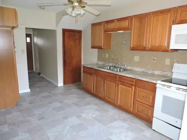 Ludlow, MA 01056,66-68 Highland Ave.