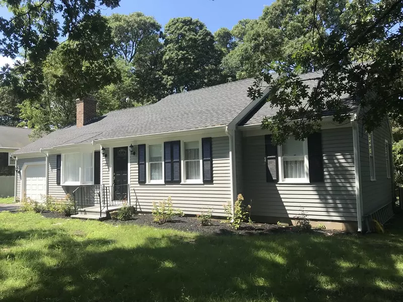 157 Eileen St, Yarmouth, MA 02675