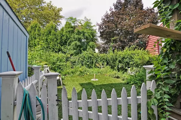 Somerville, MA 02143,20-22 Leland Street