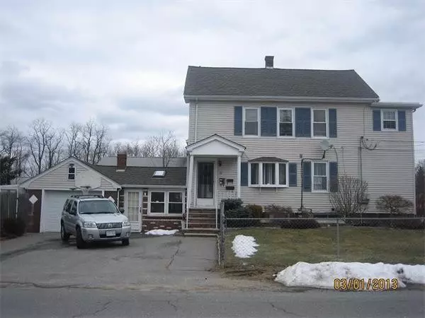 Taunton, MA 02780,32 Garfield St