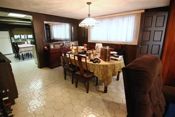 Everett, MA 02149,139-141 Bradford Street